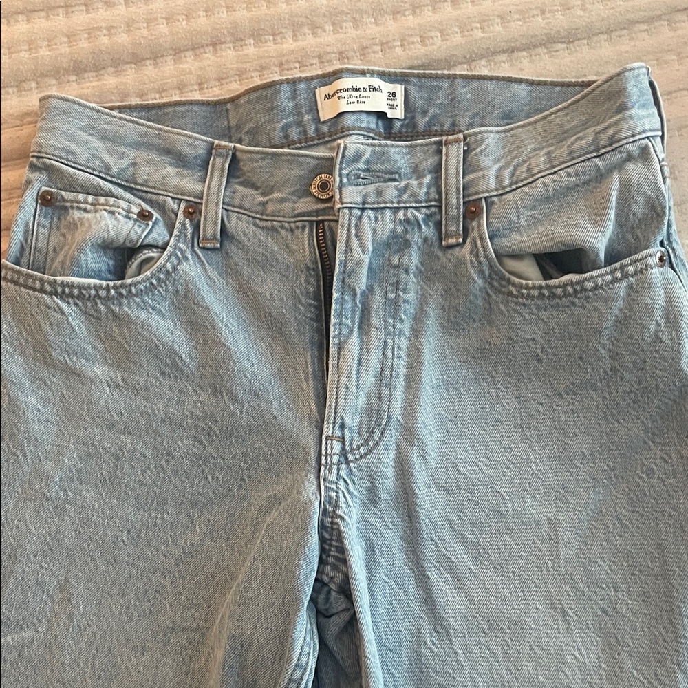 Abercrombie & Fitch Light Blue Women’s Ultra Loose Low Rise Jean